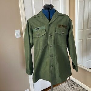 Vietnam-era vintage US Army cotton sateen utility shirt